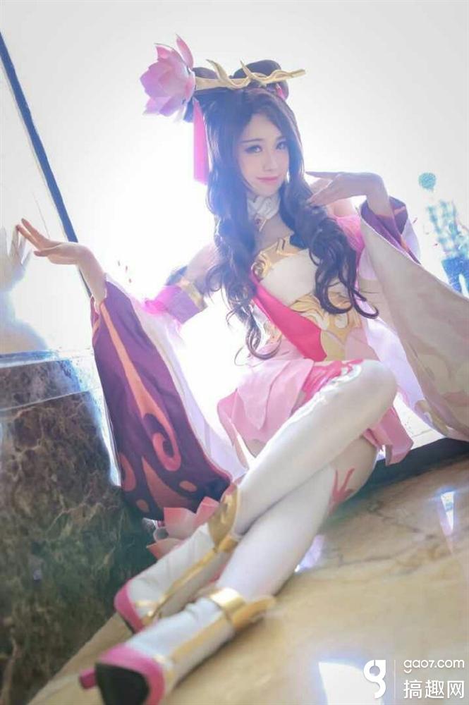 王者荣耀貂蝉cosplay欣赏 跪舔白色大长腿