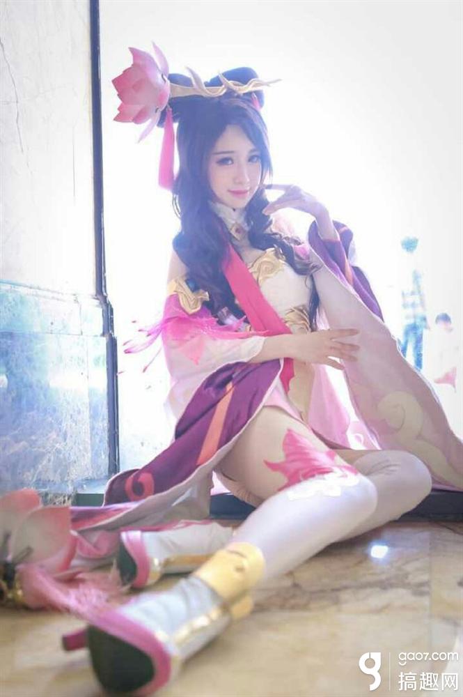 cosplay王者貂蝉 美腿,cos王者荣耀艾琳 王者荣耀貂蝉cosplay欣赏 跪舔白色大长腿
