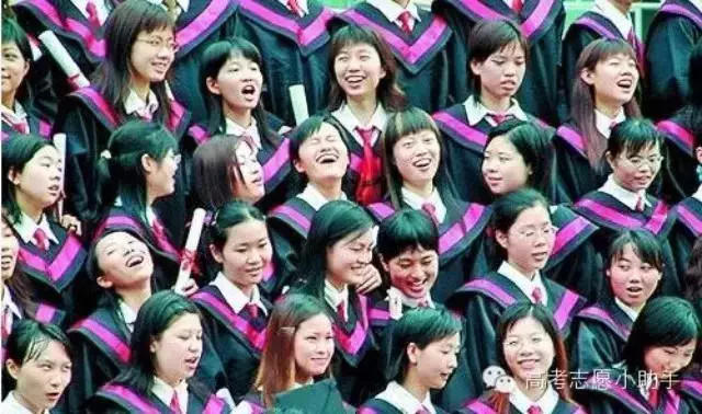 2015高考志愿填报:<em>女生</em>扎堆<em>报考</em>的<em>好</em>就业<em>专业</em>